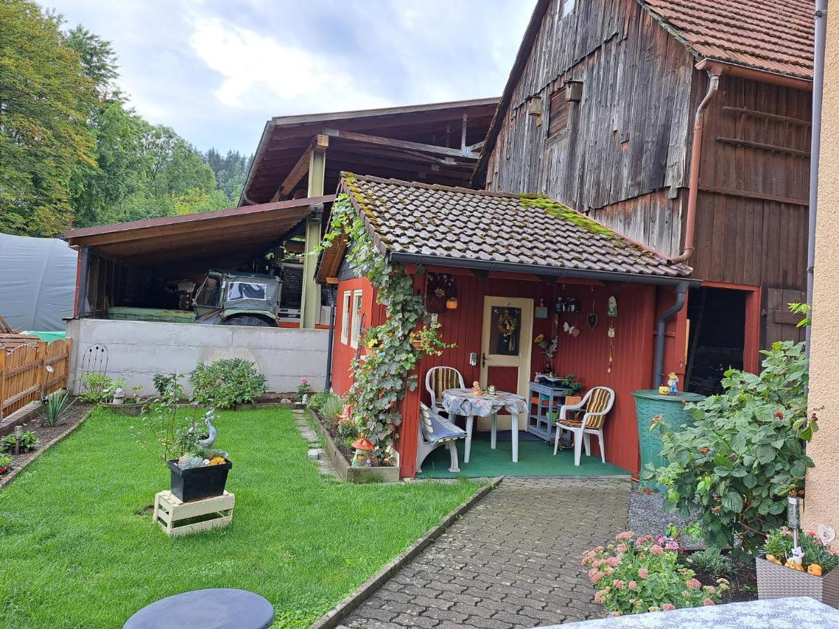 Ferienwohnung Sonja Mit Garten Und Freisitz Steinwiesen エクステリア 写真