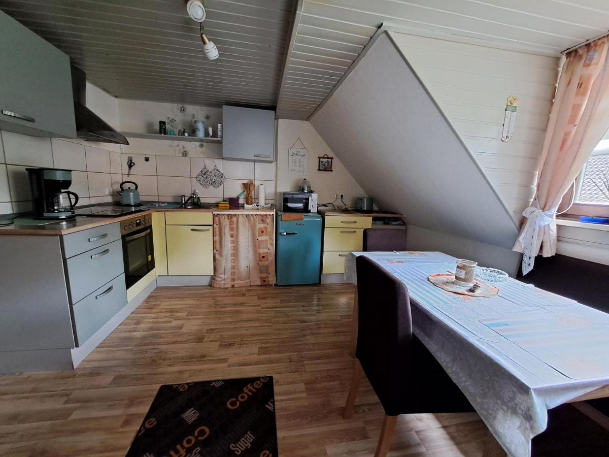 Ferienwohnung Sonja Mit Garten Und Freisitz Steinwiesen エクステリア 写真